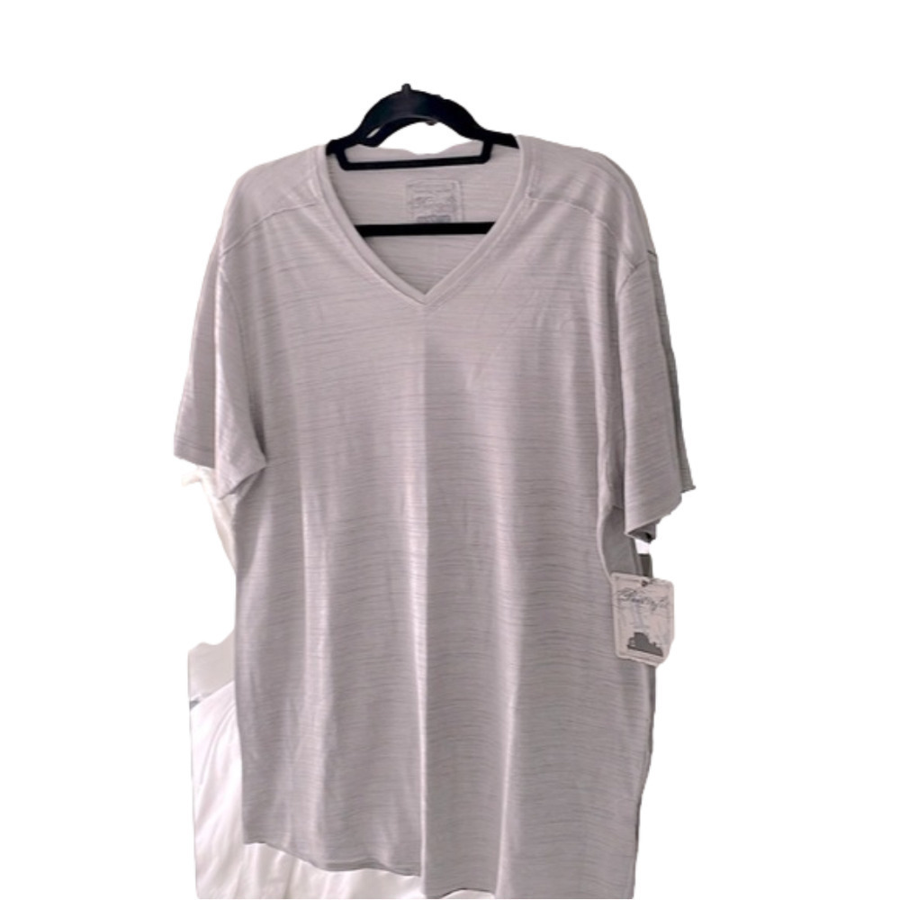 Men Retrofit gray v neck men t shirt